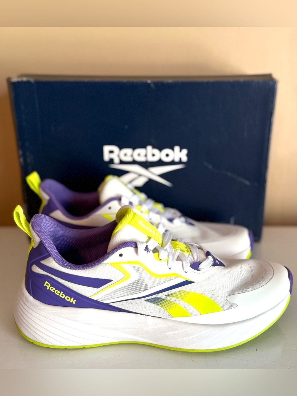 REEBOK VERSE WOMEN'S SIZE 9.5M ORTHOLITE ATHLETIC SHOE WHITE PURPLE YELLOW NWB